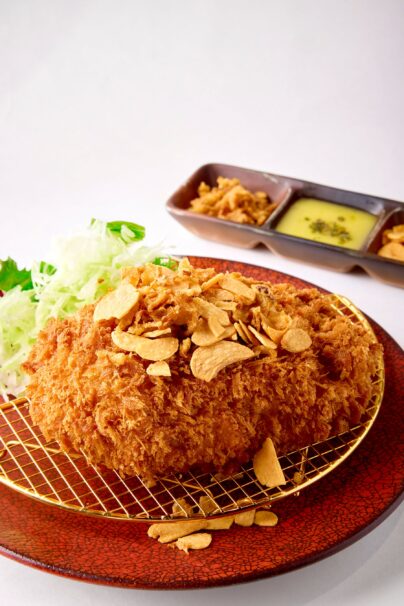 串亭横浜みなとみらい 悪魔のとんかつ