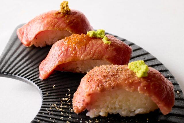 ドラゴンカルビ 和牛肉寿司 三種の贅沢